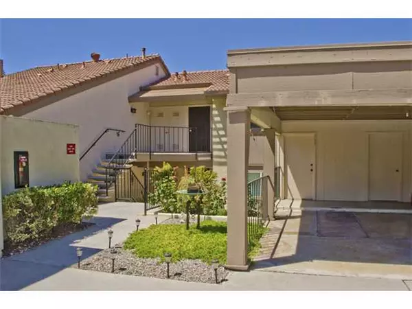 17448 Plaza Dolores, San Diego, CA 92128