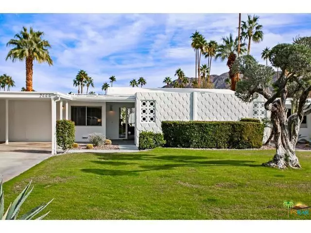 2444 S SIERRA MADRE, Palm Springs, CA 92264