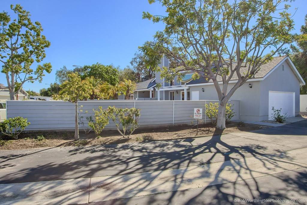 Carlsbad, CA 92011,6951 Quiet Cove Dr