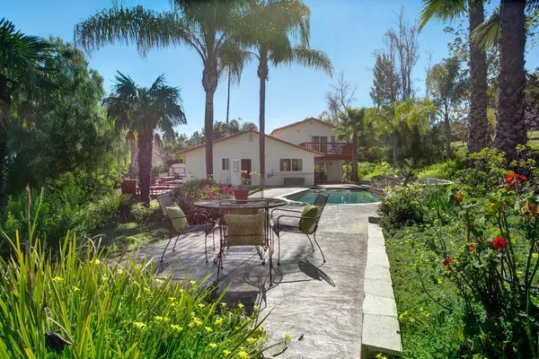 Escondido, CA 92026,9744 Canyon Country Lane