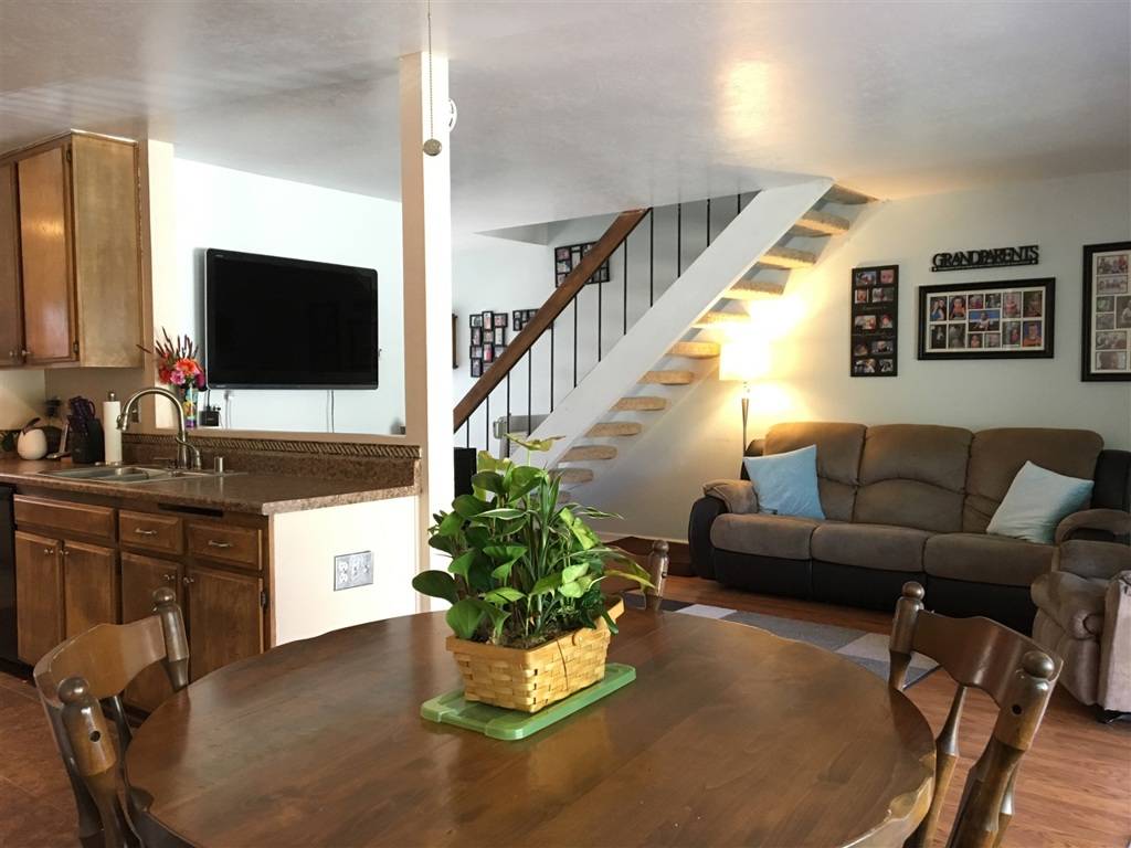 Poway, CA 92064,12128 Wilsey