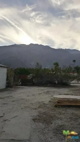 827 N ARQUILLA RD, Palm Springs, CA 92262