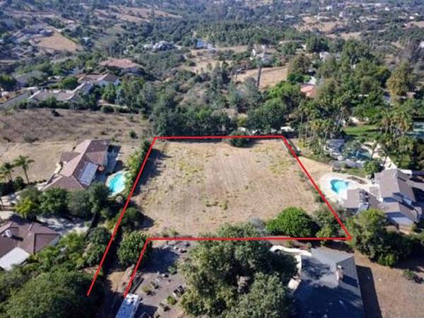 3104 Alta Vista Dr, Fallbrook, CA 92028