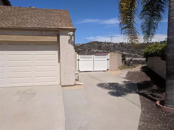 San Diego, CA 92124,4037 Risa Ct