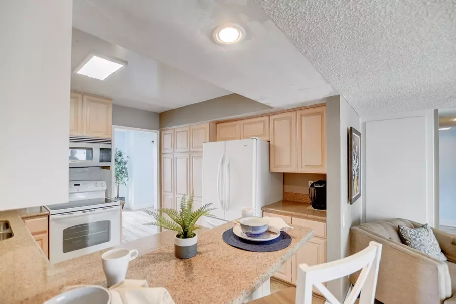 10563 Caminito Memosac, San Diego, CA 92131