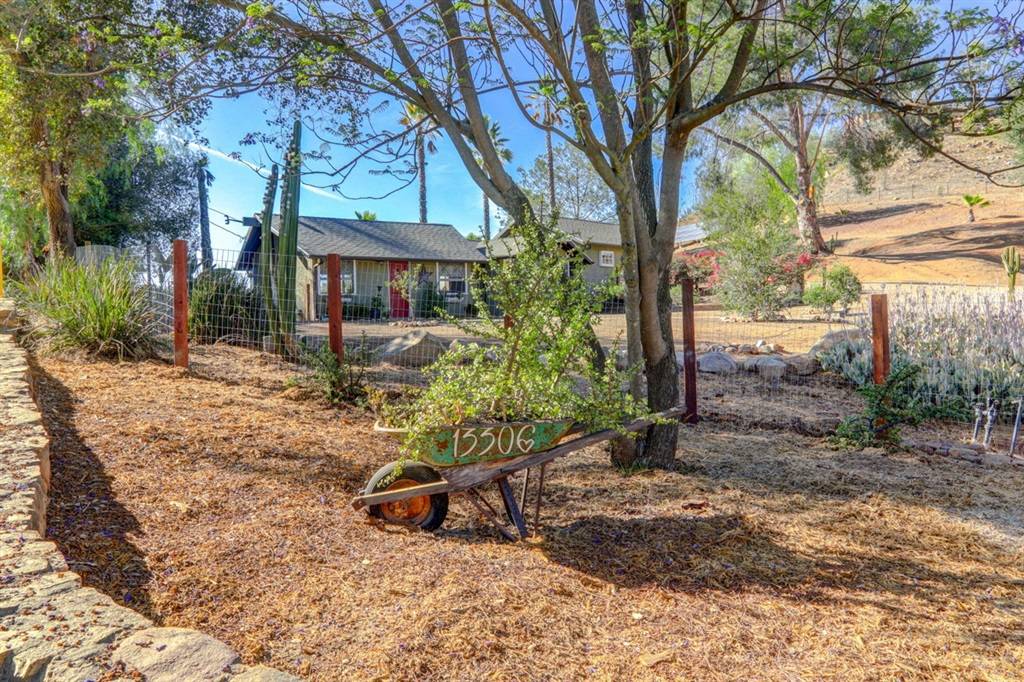 13306 Ricks Ranch Rd, Valley Center, CA 92082