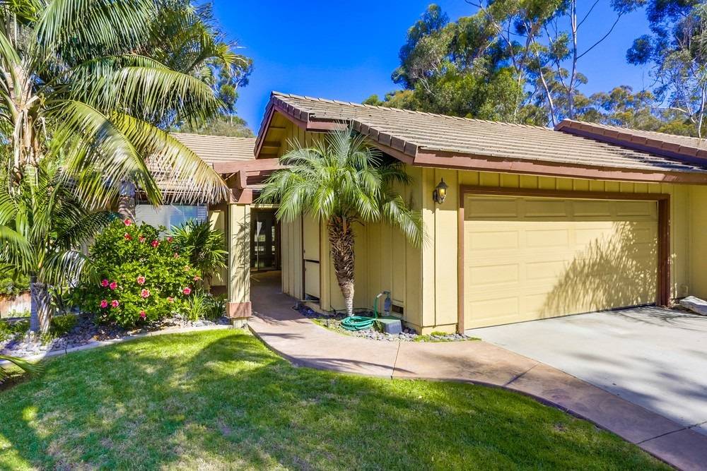 2877 Woodridge Cir, Carlsbad, CA 92008