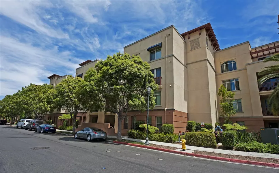 8233 Station Village #2416, San Diego, CA 92108