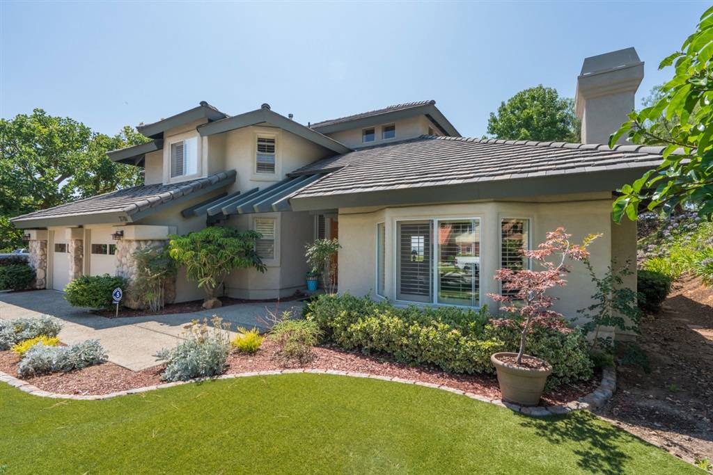 Carlsbad, CA 92009,2701 Obelisco Court