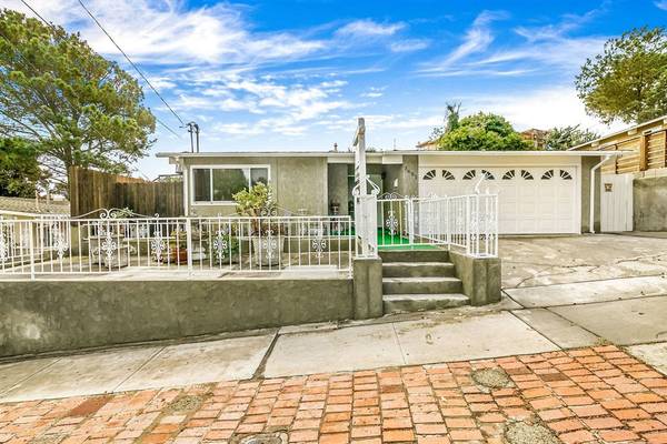 3651 Leland, San Diego, CA 92106