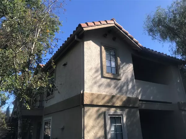 10377 Azuaga St #124, San Diego, CA 92129