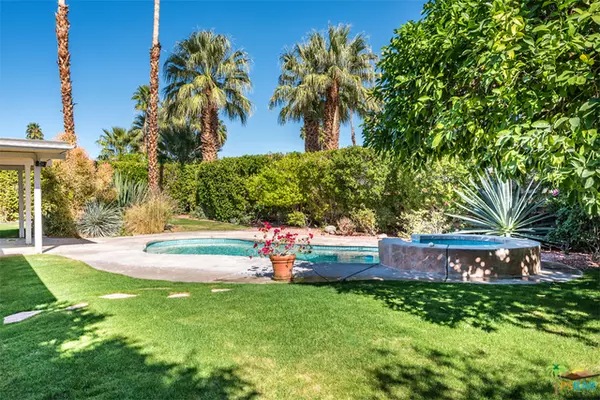 530 N BURTON WAY, Palm Springs, CA 92262