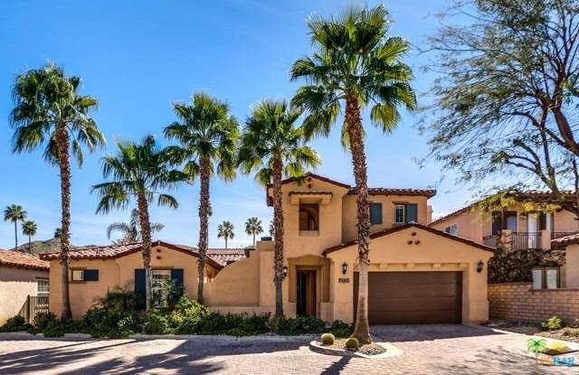 2773 Pintura CIR, Palm Springs, CA 92264