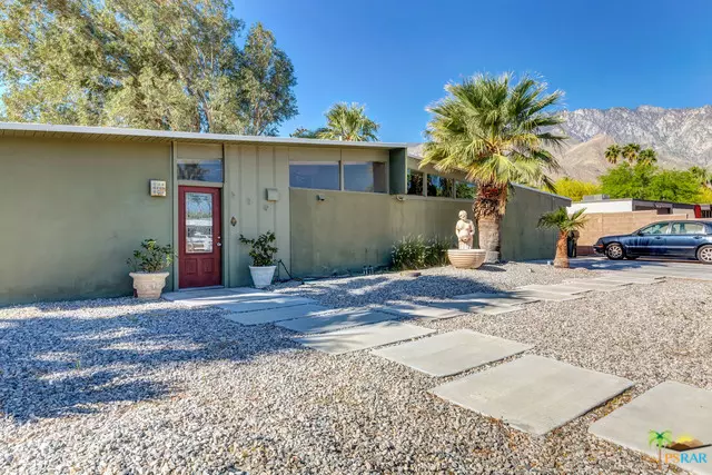 579 E DESERT WILLOW CIR, Palm Springs, CA 92262