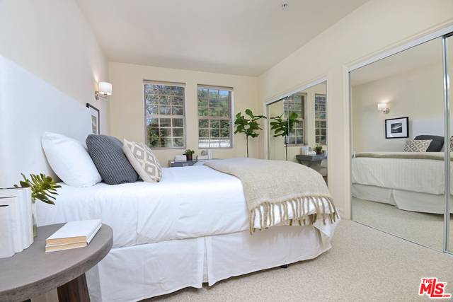 Studio City, CA 91604,4601 COLDWATER CANYON AVE #105