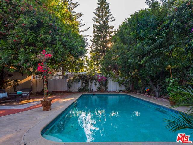 Valley Village, CA 91607,5101 BABCOCK AVE
