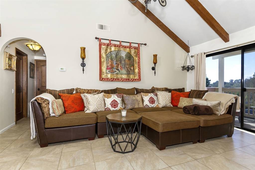 San Diego, CA 92130,12229 Carmel Vista Rd #252