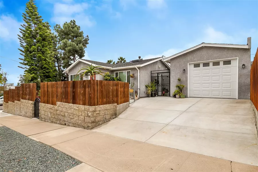 4606 Pendleton St, San Diego, CA 92109