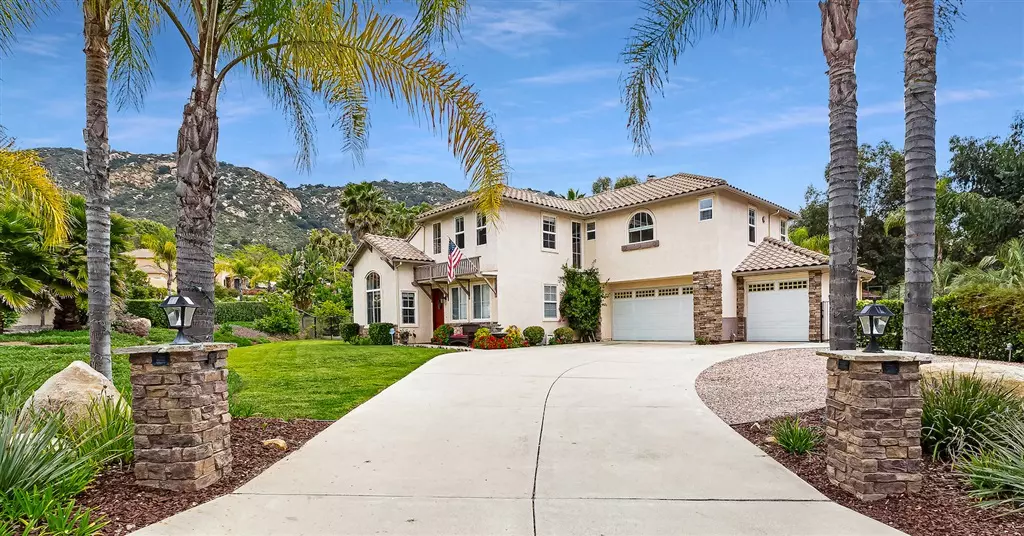 25725 Forest DR, Escondido, CA 92026