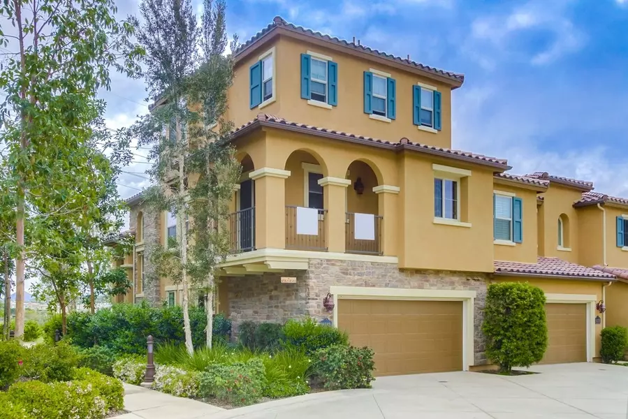 8581 Old Stonefield Chase, San Diego, CA 92127