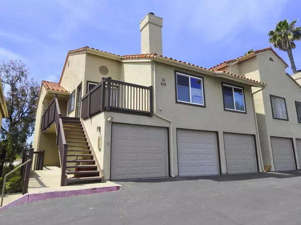 Carlsbad, CA 92009,7753 Caminito Encanto #301