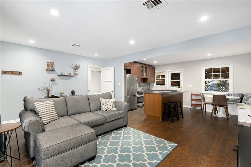 Chula Vista, CA 91910,662 Arthur Ave