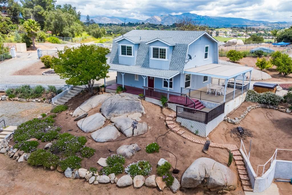 28662 Miller Rd N, Valley Center, CA 92082
