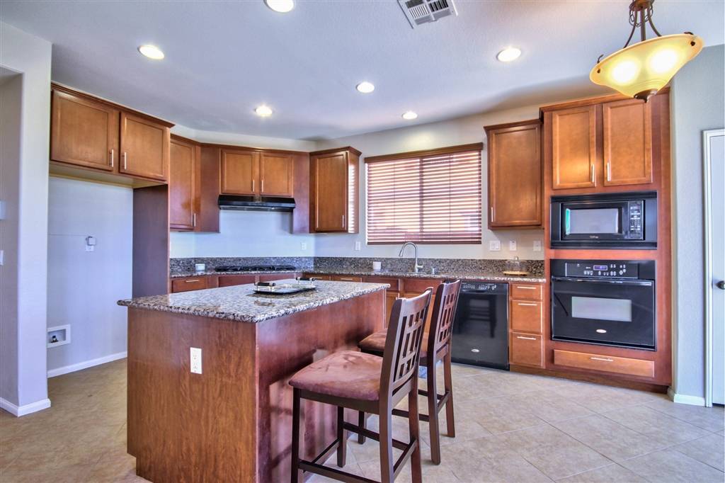 Menifee, CA 92584,30742 Alston