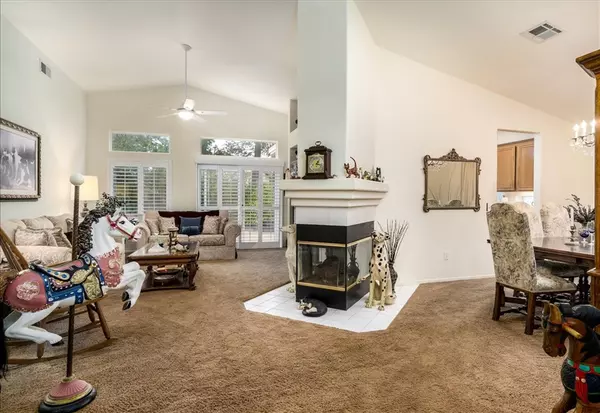 Alpine, CA 91901,2483 Larkspur Dr