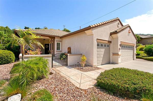 3194 Willow Tree Ln, Escondido, CA 92027