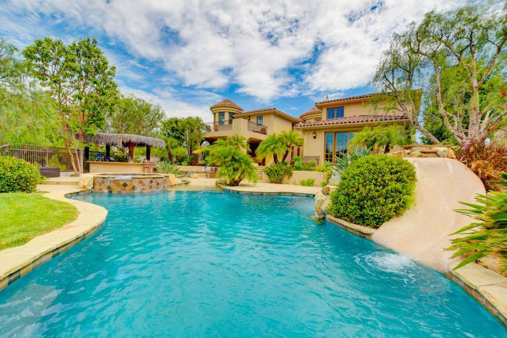 San Diego, CA 92130,5868 Meadows Del Mar