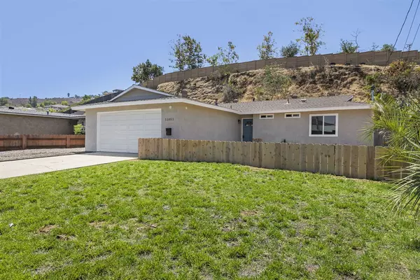 Santee, CA 92071,11051 Larkridge