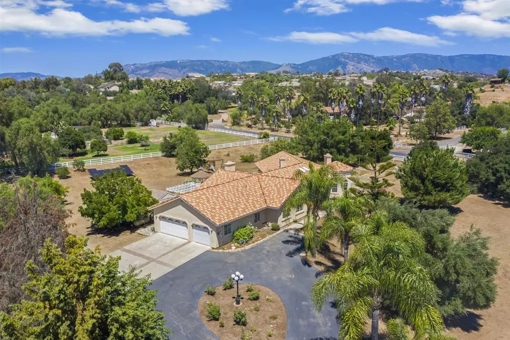 Valley Center, CA 92082,30780 Cool Valley Ranch Ln