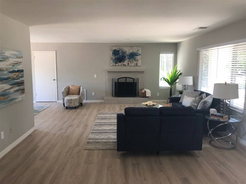 Vista, CA 92083,814 Bonita Dr.