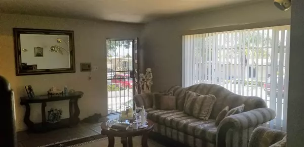 San Diego, CA 92114,5569 San Onofre Terrace