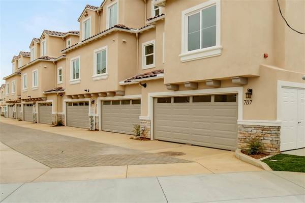 735 Magnolia Ave, Carlsbad, CA 92008