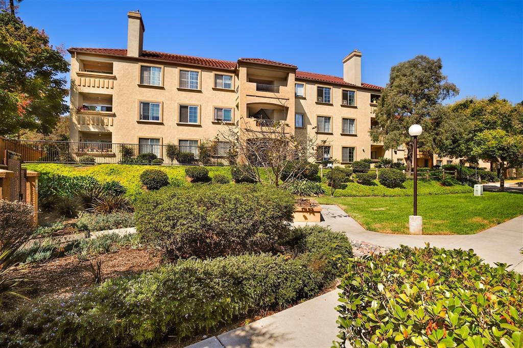 2045 Burton St #50, San Diego, CA 92111
