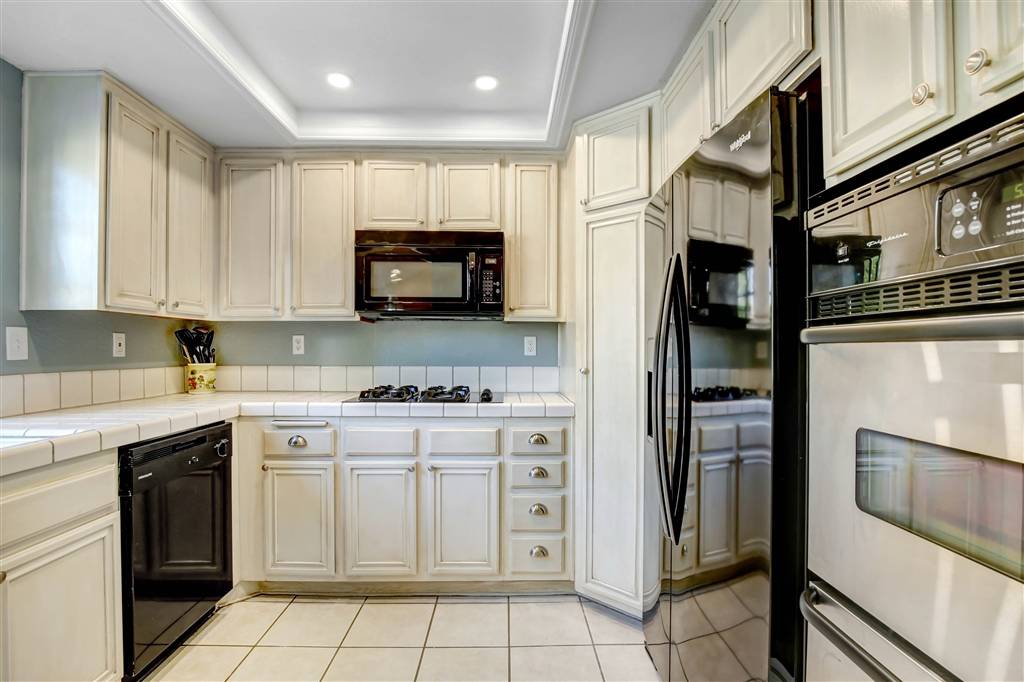 Vista, CA 92081,750 Breeze Hill Rd #122