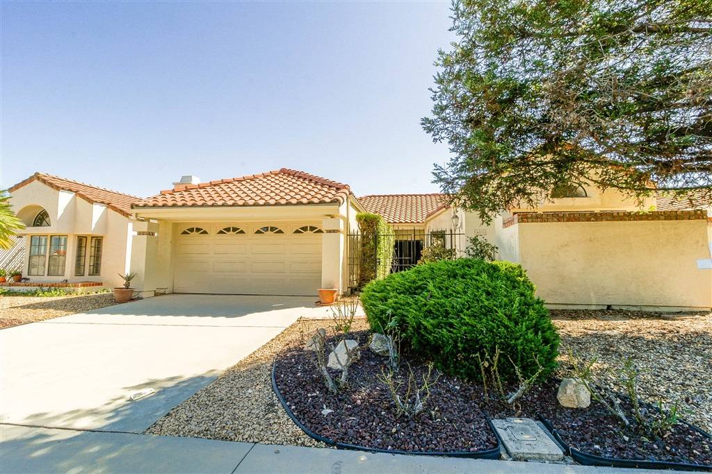 16053 Avenida Lamego, San Diego, CA 92128