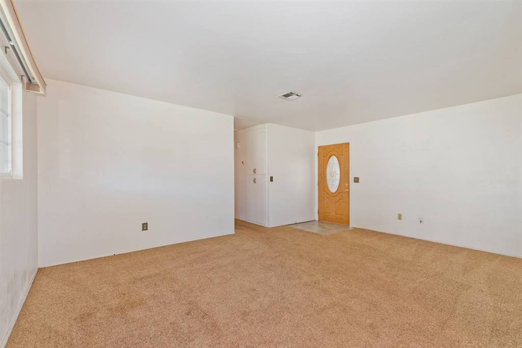 Chula Vista, CA 91911,163 E Rienstra