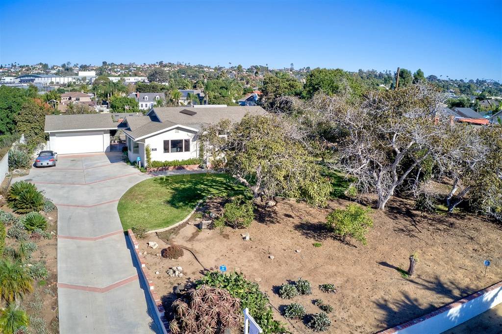 Carlsbad, CA 92008,3430 Highland Dr