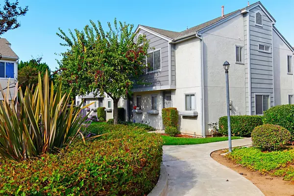 Spring Valley, CA 91977,2593 Kings View Circle