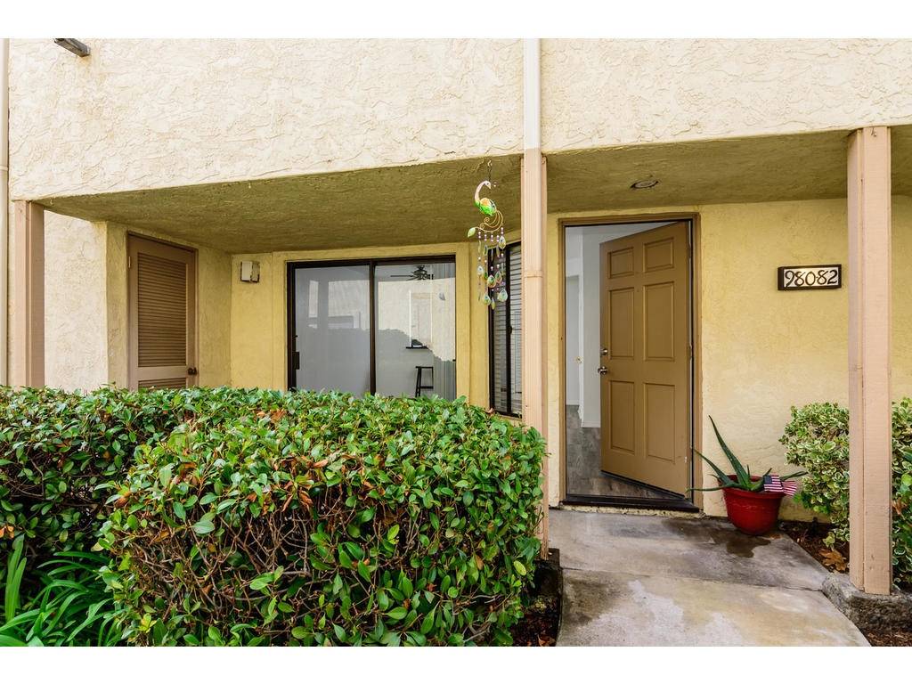 Vista, CA 92081,980 Lupine Hills Drive #82