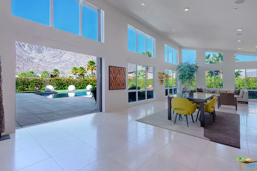 280 LAUTNER LN, Palm Springs, CA 92264