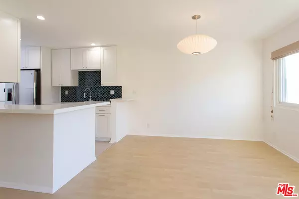 Playa Del Rey, CA 90293,8738 DELGANY AVE #205