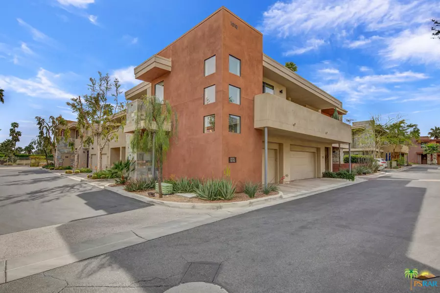 1010 E PALM CANYON DR #207, Palm Springs, CA 92264