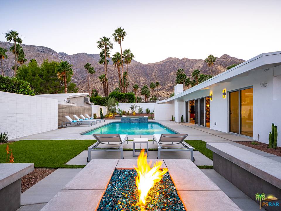 923 W CERES RD, Palm Springs, CA 92262