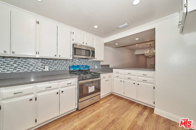 Glendale, CA 91214,3130 MONTROSE AVE #118