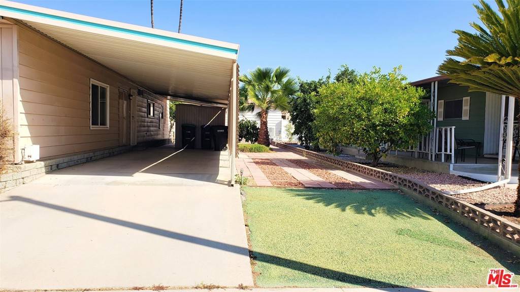 Hemet, CA 92543,934 SAN GORGONIO WAY