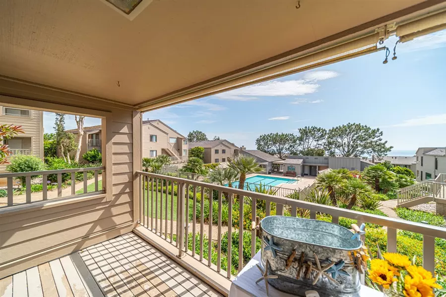 295 SEA FOREST CT., Del Mar, CA 92014